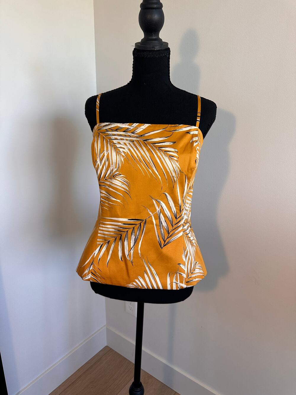 WHBM Harvest Yellow Palm Print Structured Bustier with Removable Straps Size 14